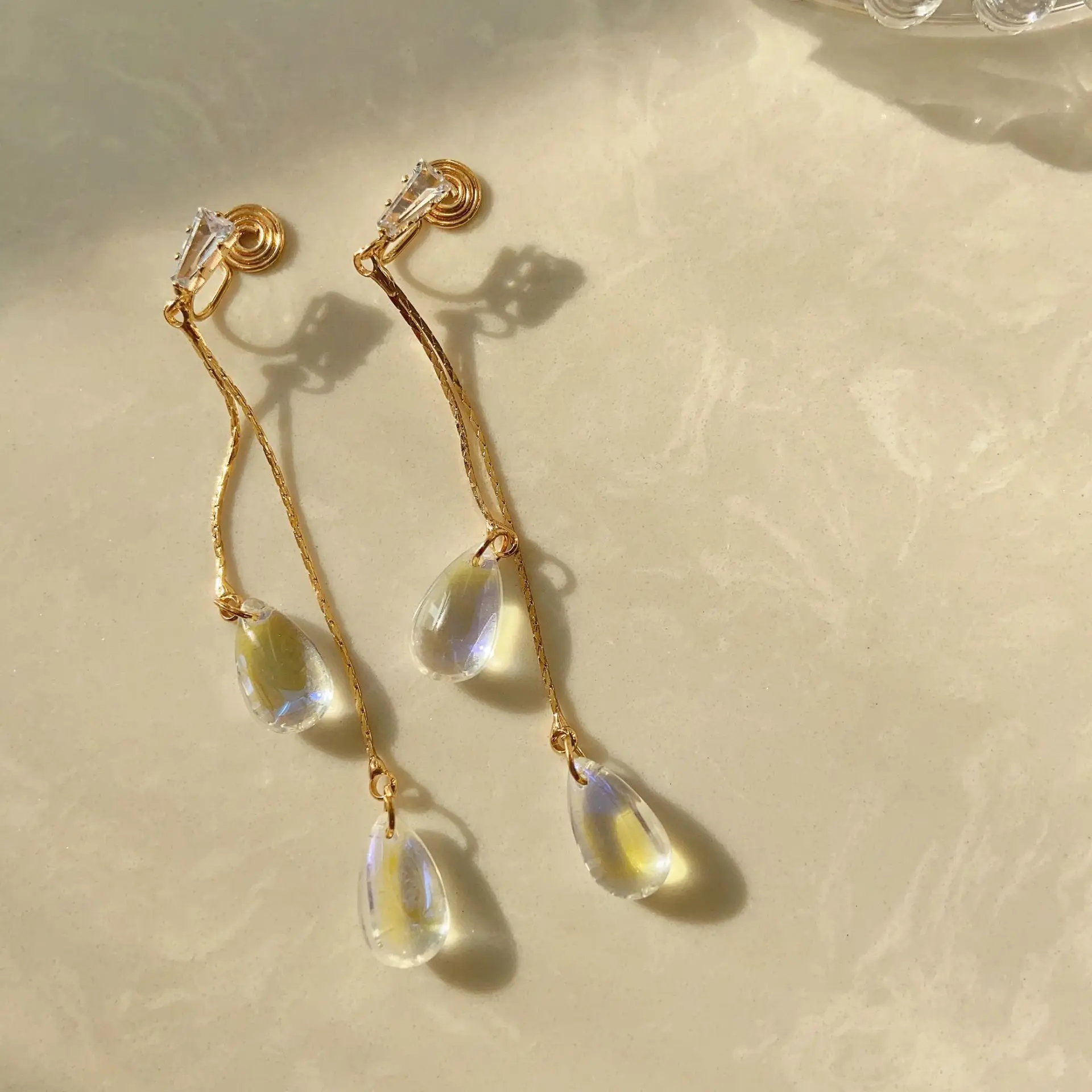 Tippet Line - Pendientes de Clip con forma de