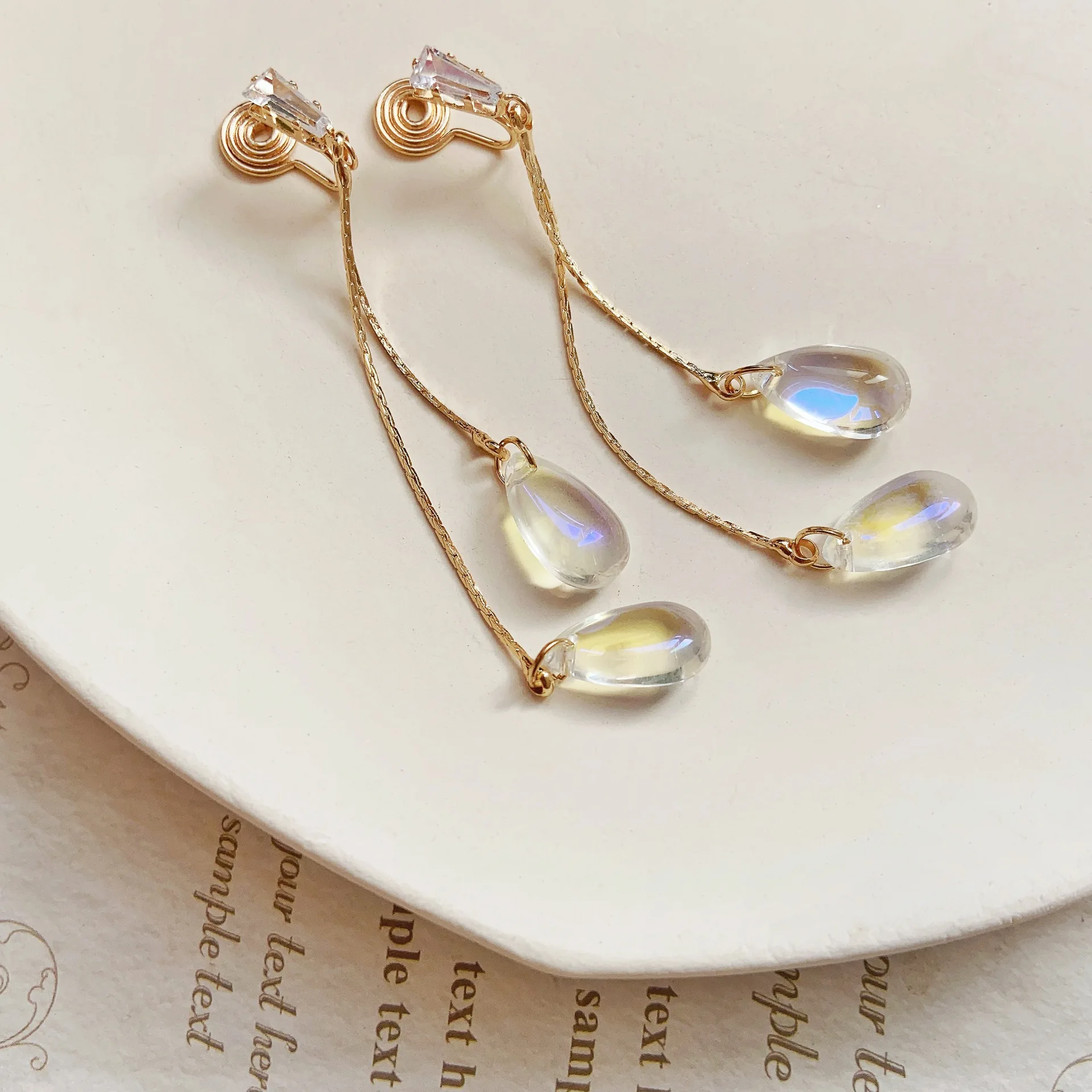 Pendientes de Clip con forma d - Tippet Line reseña y precio